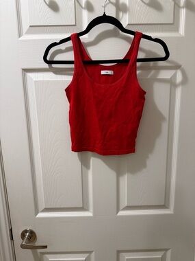 TNA Red Ribbed Crop Tank